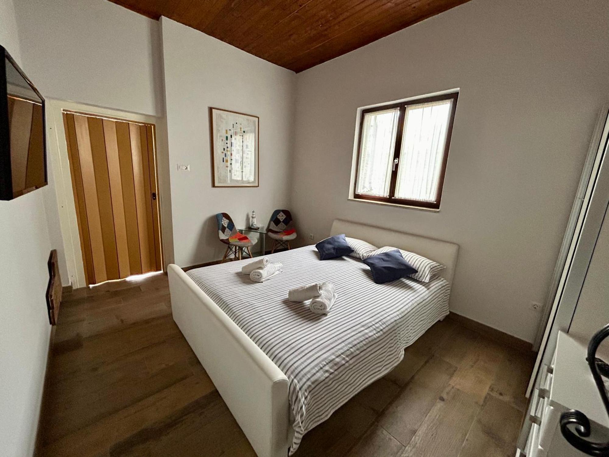 Apartman Maslina ポレッチ エクステリア 写真